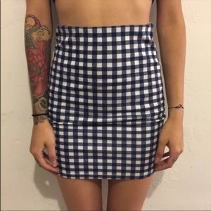 Checkered houndstooth mini skirt